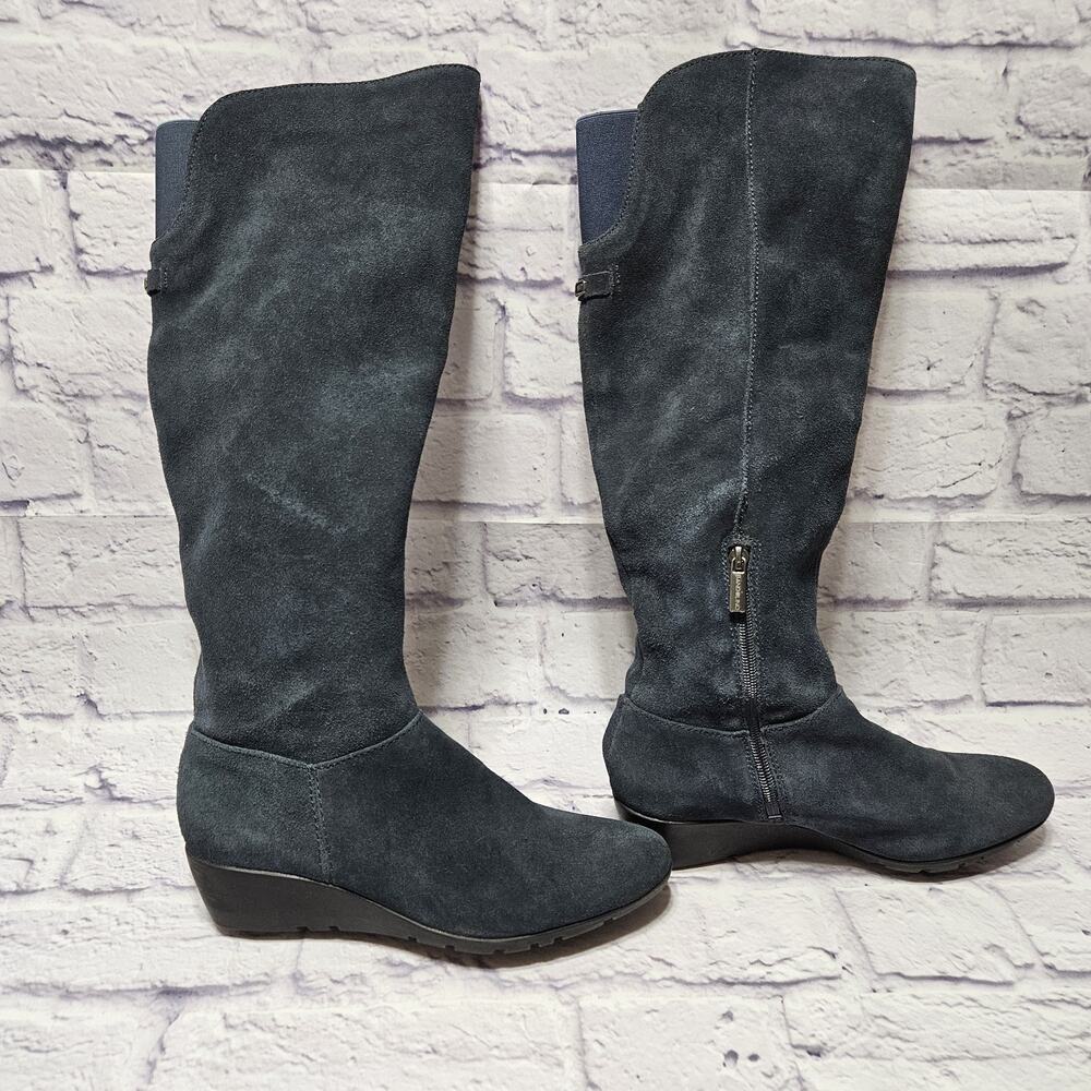 Bandolino BDALIBA Women’s Knee High Boots Blue Suede Side Zip Low Heel 8.5M